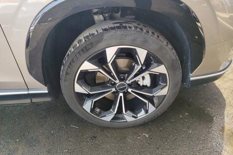 Used Roewe RX5 New Energy 2023 eRX5 Super Hybrid Prestige Edition Exterior 5