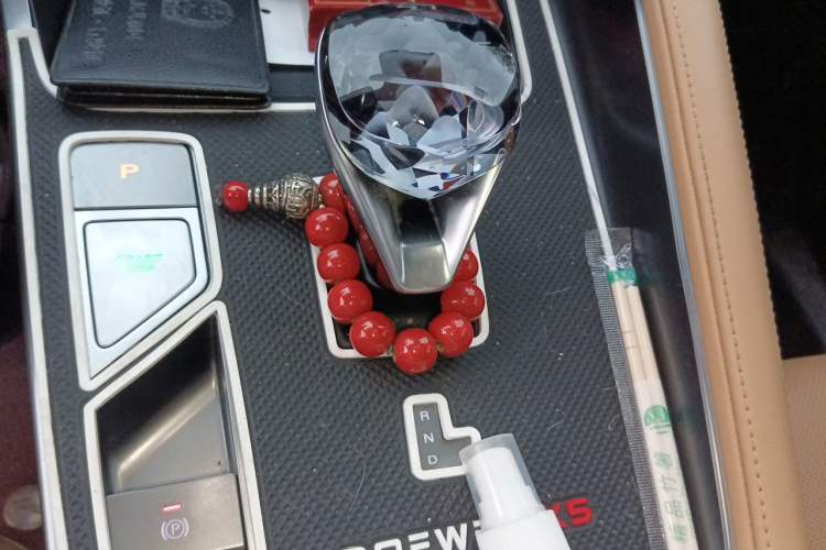 Used Roewe RX5 New Energy 2023 eRX5 Super Hybrid Prestige Edition Gear Lever