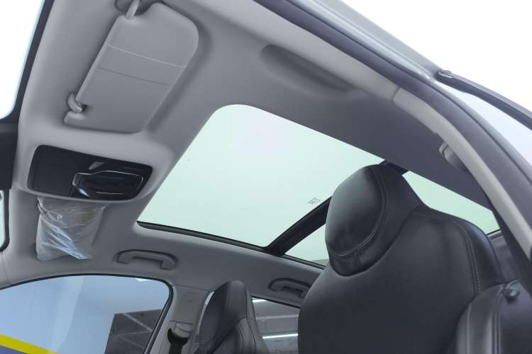 Used Roewe RX5 New Energy 2023 eRX5 Super Hybrid Prestige Edition Headliner