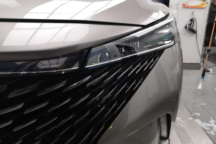 Used Roewe RX5 New Energy 2023 eRX5 Ultra-Hybrid Comfort Edition Left Front Headlight