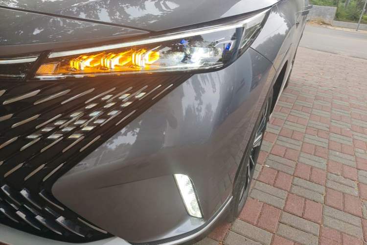 Used Roewe RX5 New Energy 2023 eRX5 Super Hybrid Prestige Edition Left Front Headlight