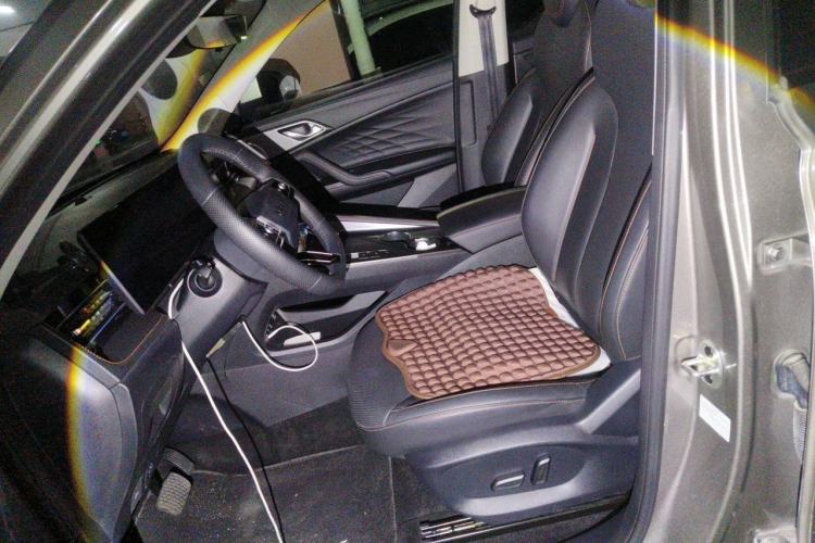 Used Roewe RX5 New Energy 2023 eRX5 Super Hybrid Prestige Edition Left Front Seat