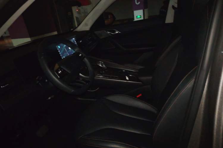Used Roewe RX5 New Energy 2023 eRX5 Super Hybrid Premium Edition Left Front Seat