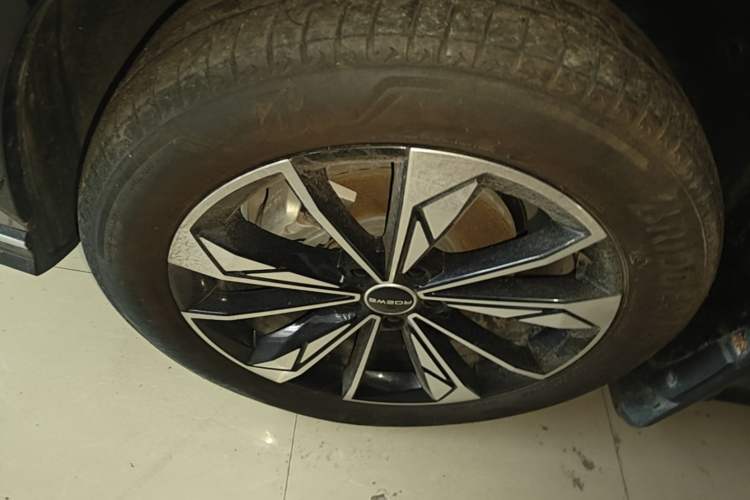 Used Roewe RX5 New Energy 2023 eRX5 Super Hybrid Premium Edition Left Front Wheel Hub