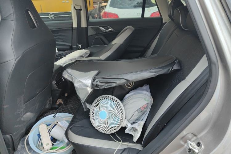 Used Roewe RX5 New Energy 2023 eRX5 Ultra-Hybrid Comfort Edition Left Rear Seat