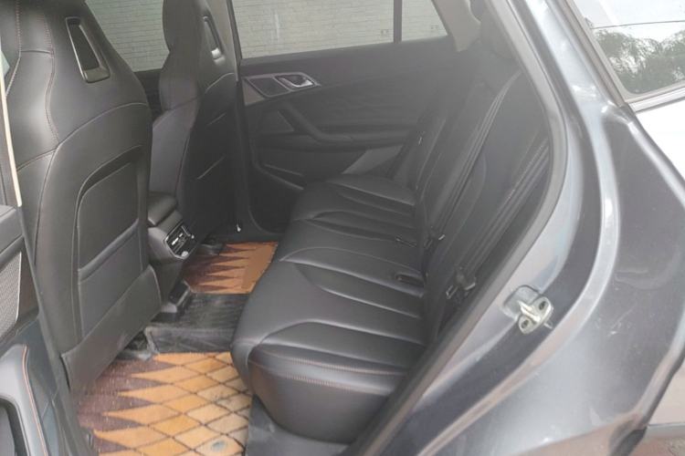Used Roewe RX5 New Energy 2023 eRX5 Super Hybrid Prestige Edition Left Rear Seat