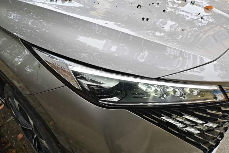 Used Roewe RX5 New Energy 2023 eRX5 Super Hybrid Prestige Edition Right Front Headlight