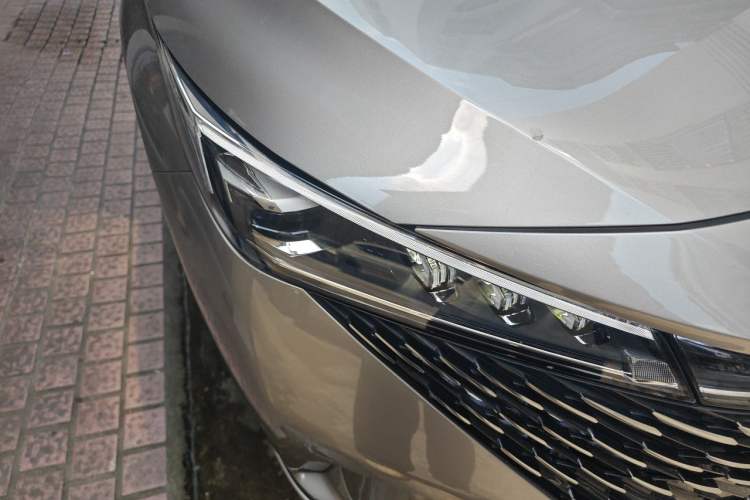 Used Roewe RX5 New Energy 2023 eRX5 Super Hybrid Premium Edition Right Front Headlight