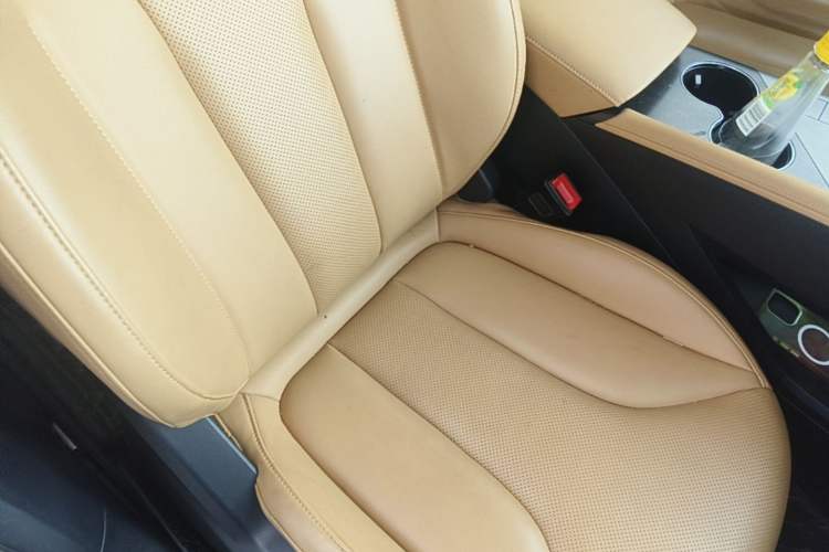 Used Roewe RX5 New Energy 2023 eRX5 Super Hybrid Prestige Edition Right Front Seat
