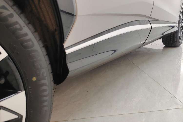 Used Roewe RX5 New Energy 2023 eRX5 Super Hybrid Prestige Edition Right Side Sill