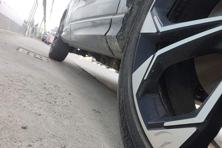 Used Roewe RX5 New Energy 2023 eRX5 Super Hybrid Prestige Edition Right Side Sill