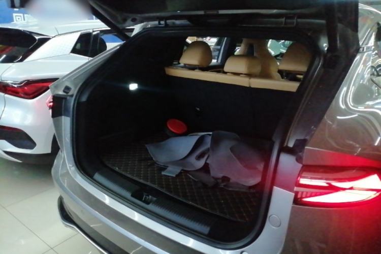 Used Roewe RX5 New Energy 2023 eRX5 Super Hybrid Premium Edition Trunk