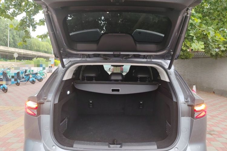 Used Roewe RX5 New Energy 2023 eRX5 Super Hybrid Prestige Edition Trunk