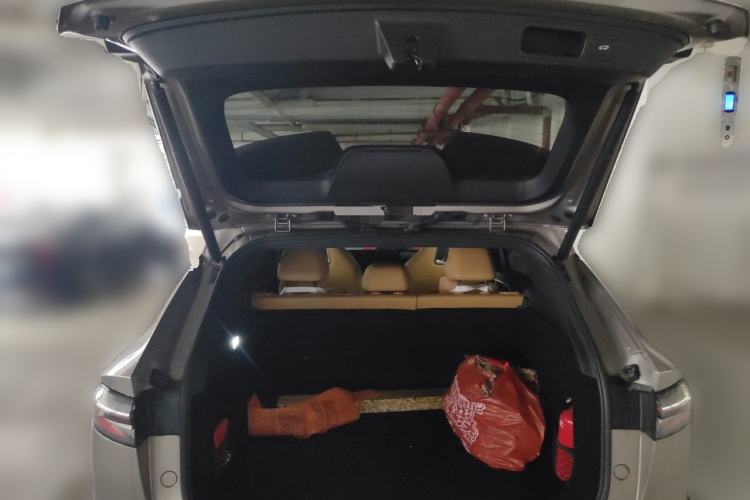 Used Roewe RX5 New Energy 2023 eRX5 Super Hybrid Prestige Edition Trunk