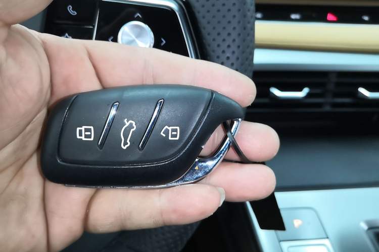 Used Roewe RX5 New Energy 2023 eRX5 Ultra-Hybrid Comfort Edition Vehicle Key