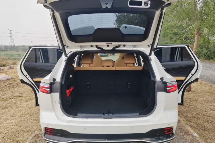 Used Roewe RX5 New Energy 2023 eRX5 Super Hybrid Premium Edition Exterior 10