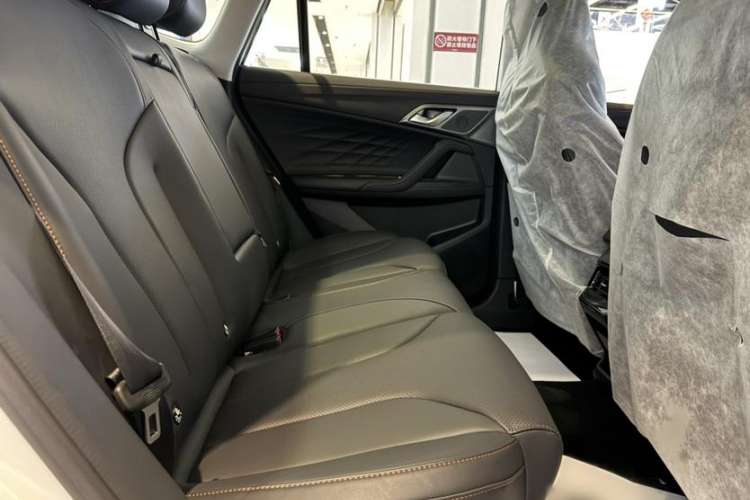 Used Roewe RX5 New Energy 2023 eRX5 Super Hybrid Premium Edition Interior 15