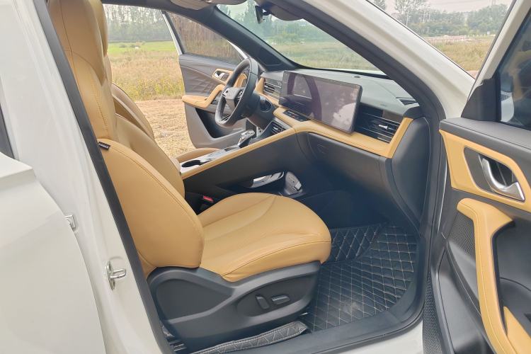 Used Roewe RX5 New Energy 2023 eRX5 Super Hybrid Premium Edition Interior 2
