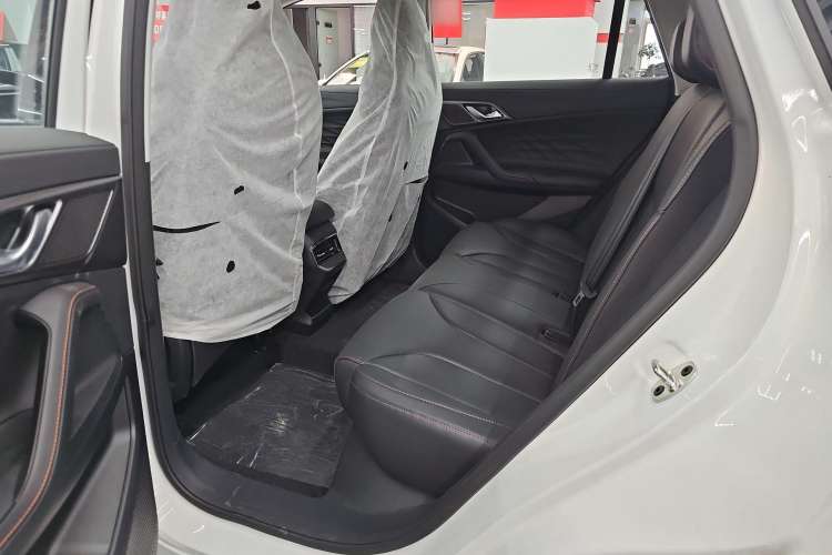 Used Roewe RX5 New Energy 2023 eRX5 Ultra-Hybrid Comfort Edition Interior 2