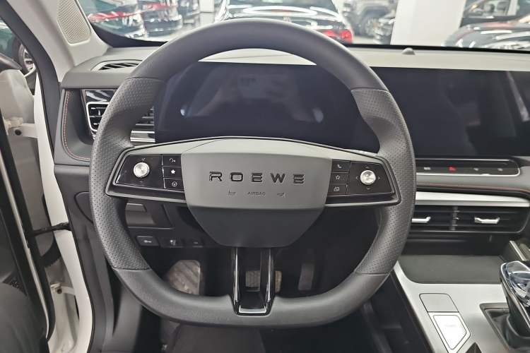 Used Roewe RX5 New Energy 2023 eRX5 Ultra-Hybrid Comfort Edition Interior 6
