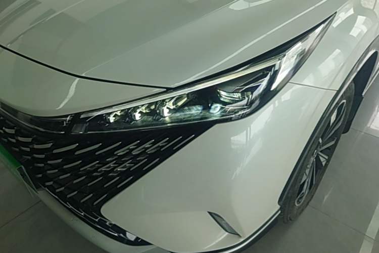 Used Roewe RX5 New Energy 2023 eRX5 Ultra-Hybrid Comfort Edition Left Front Headlight