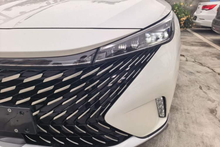 Used Roewe RX5 New Energy 2023 eRX5 Ultra-Hybrid Comfort Edition Left Front Headlight