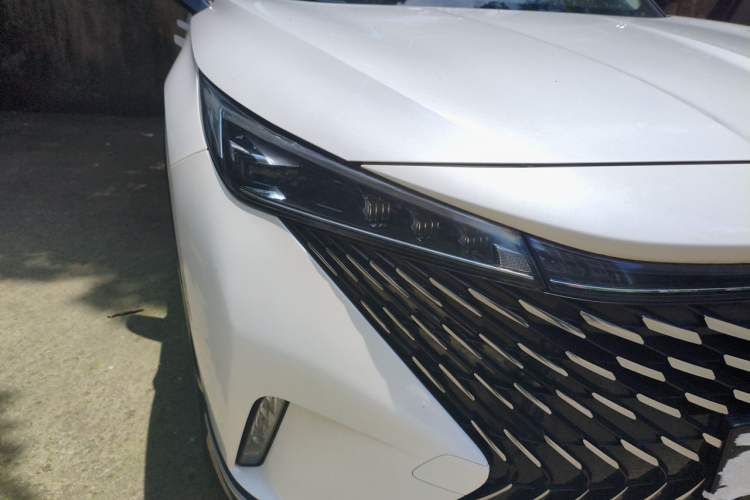 Used Roewe RX5 New Energy 2023 eRX5 Super Hybrid Premium Edition Right Front Headlight