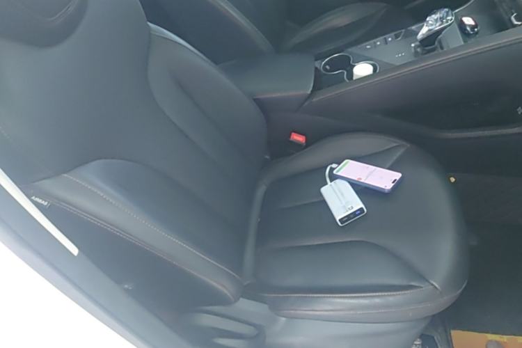 Used Roewe RX5 New Energy 2023 eRX5 Ultra-Hybrid Comfort Edition Right Front Seat