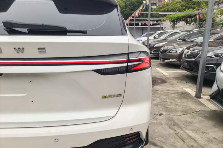 Used Roewe RX5 New Energy 2023 eRX5 Ultra-Hybrid Comfort Edition Right Rear Taillight