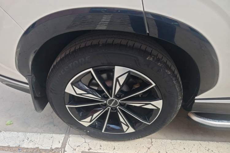 Used Roewe RX5 New Energy 2023 eRX5 Super Hybrid Prestige Edition Right Rear Wheel Hub