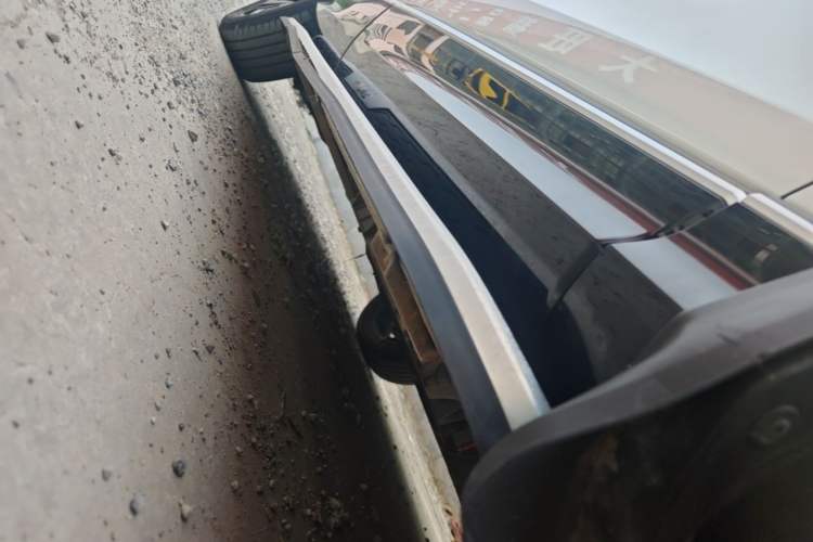Used Roewe RX5 New Energy 2023 eRX5 Super Hybrid Prestige Edition Right Side Sill