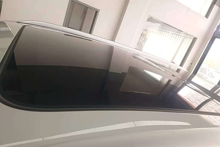 Used Roewe RX5 New Energy 2023 eRX5 Ultra-Hybrid Comfort Edition Roof