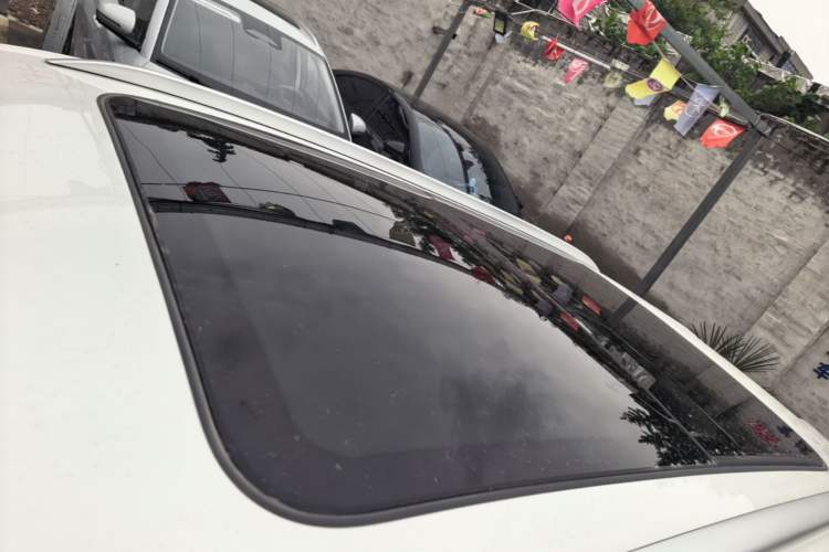 Used Roewe RX5 New Energy 2023 eRX5 Ultra-Hybrid Comfort Edition Roof