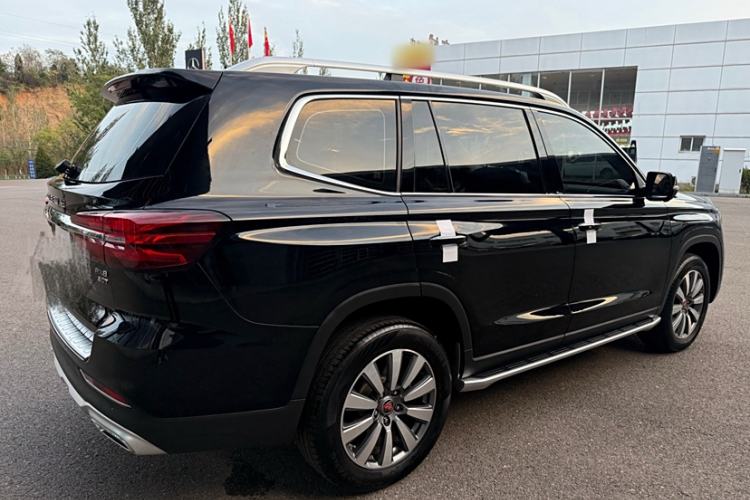 Used Roewe RX8 2018 30T Smart Connectivity Two-Wheel Drive Flagship Edition Exterior 4