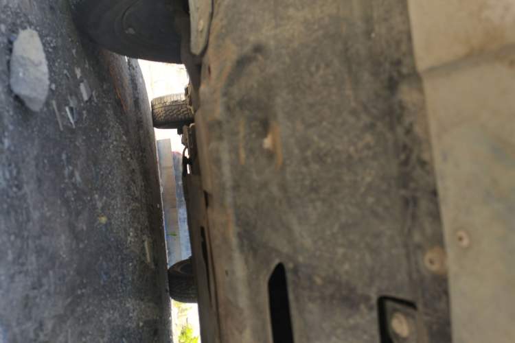 Used Roewe RX8 2018 30T Smart Connectivity All-Wheel Drive Supreme Edition Chassis Front