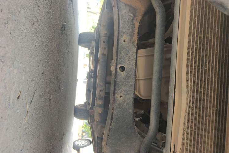 Used Roewe RX8 2018 30T Smart Connectivity Two-Wheel Drive Flagship Edition Chassis Front