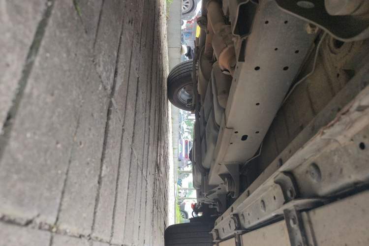 Used Roewe RX8 2018 30T Smart Connectivity Two-Wheel Drive Flagship Edition Chassis Front Left