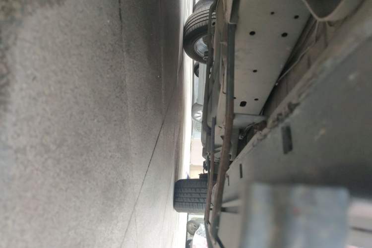 Used Roewe RX8 2018 30T Two-Wheel Drive Flagship Edition Chassis Front Left