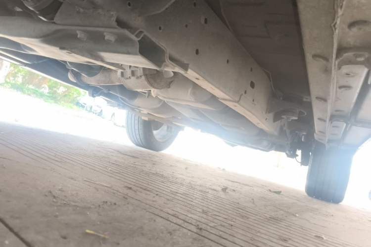Used Roewe RX8 2018 30T Smart Connectivity Four-Wheel Drive Flagship Edition Chassis Front Left