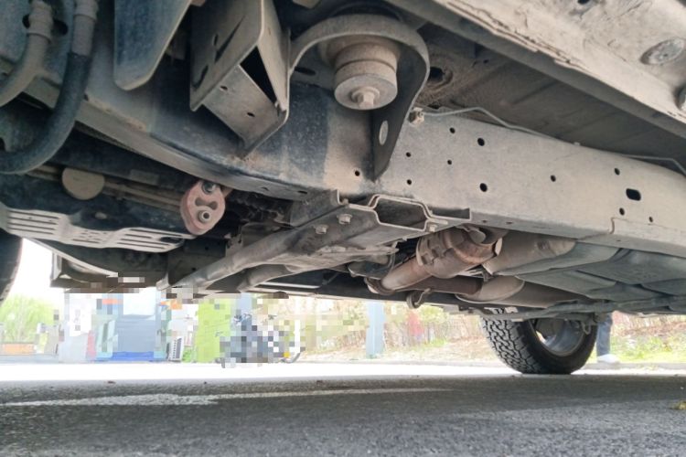 Used Roewe RX8 2018 30T Smart Connectivity All-Wheel Drive Supreme Edition Chassis Front Left