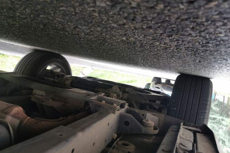Used Roewe RX8 2018 30T Smart Connectivity Two-Wheel Drive Flagship Edition Chassis Front Left