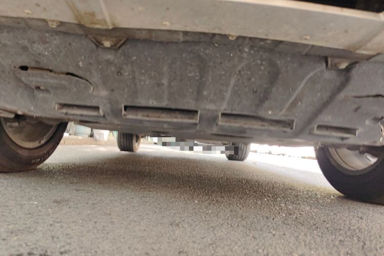 Used Roewe RX8 2018 30T Two-Wheel Drive Flagship Edition Chassis Front