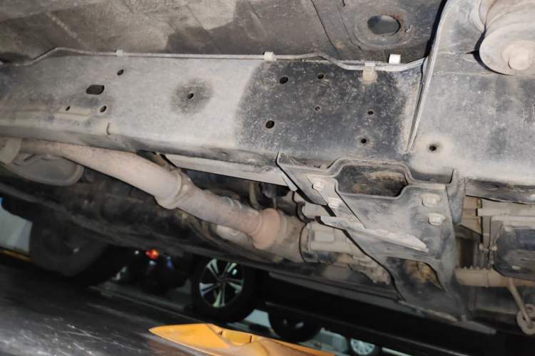 Used Roewe RX8 2018 30T Smart Connectivity Four-Wheel Drive Flagship Edition Chassis Front Right