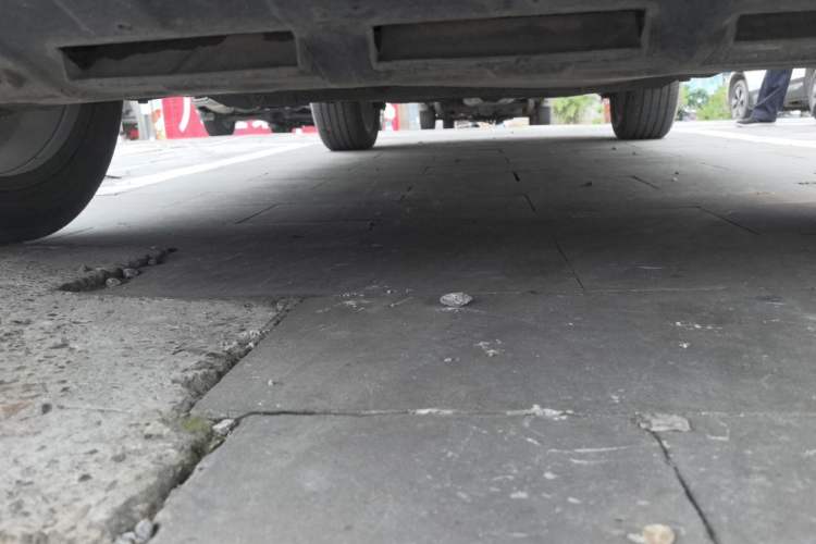 Used Roewe RX8 2018 30T Smart Connectivity All-Wheel Drive Supreme Edition Chassis Front