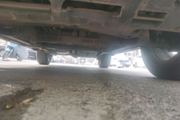 Used Roewe RX8 2018 30T Smart Connectivity Two-Wheel Drive Flagship Edition Chassis Front