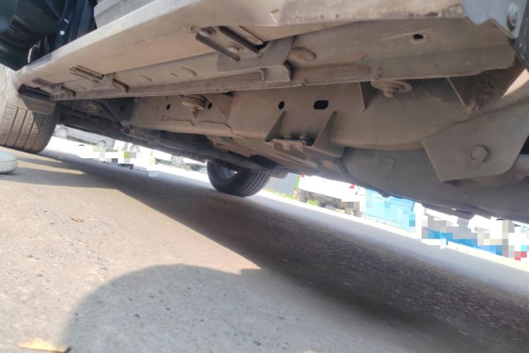 Used Roewe RX8 2018 30T Smart Connectivity Two-Wheel Drive Flagship Edition Chassis Rear Left