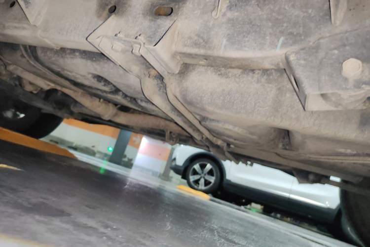 Used Roewe RX8 2018 30T Smart Connectivity Four-Wheel Drive Flagship Edition Chassis Rear Left