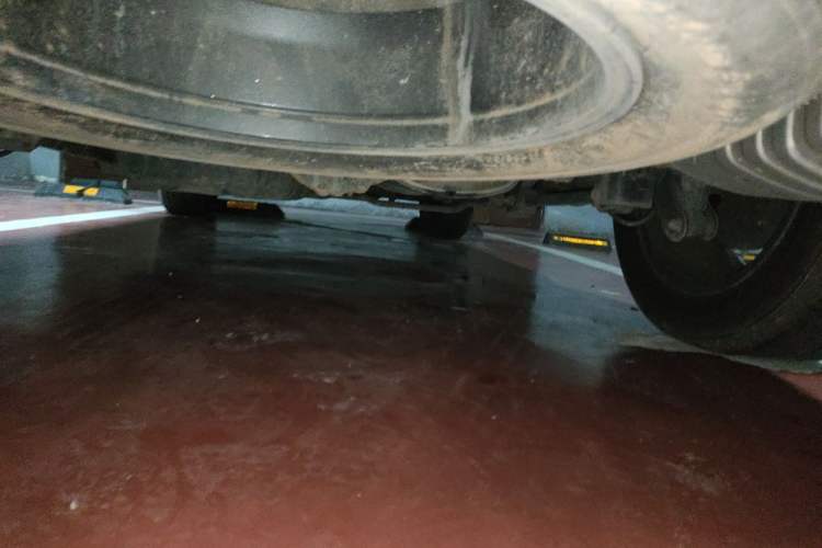 Used Roewe RX8 2018 30T Smart Connectivity Two-Wheel Drive Supreme Edition Chassis Rear