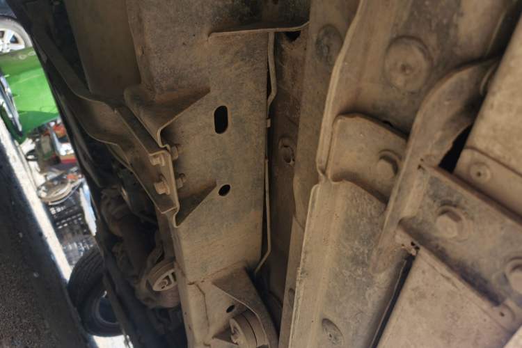 Used Roewe RX8 2018 30T Smart Connectivity All-Wheel Drive Supreme Edition Chassis Rear Right