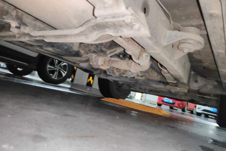 Used Roewe RX8 2018 30T Smart Connectivity Four-Wheel Drive Flagship Edition Chassis Rear Right